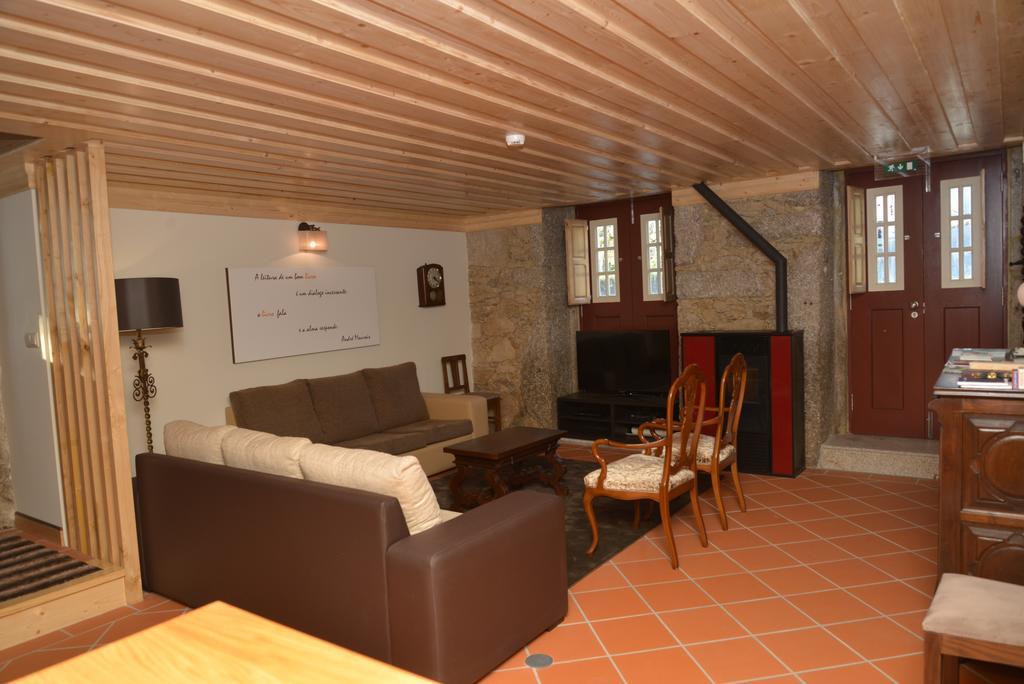 Casa Cachada Guest House Braga Room photo