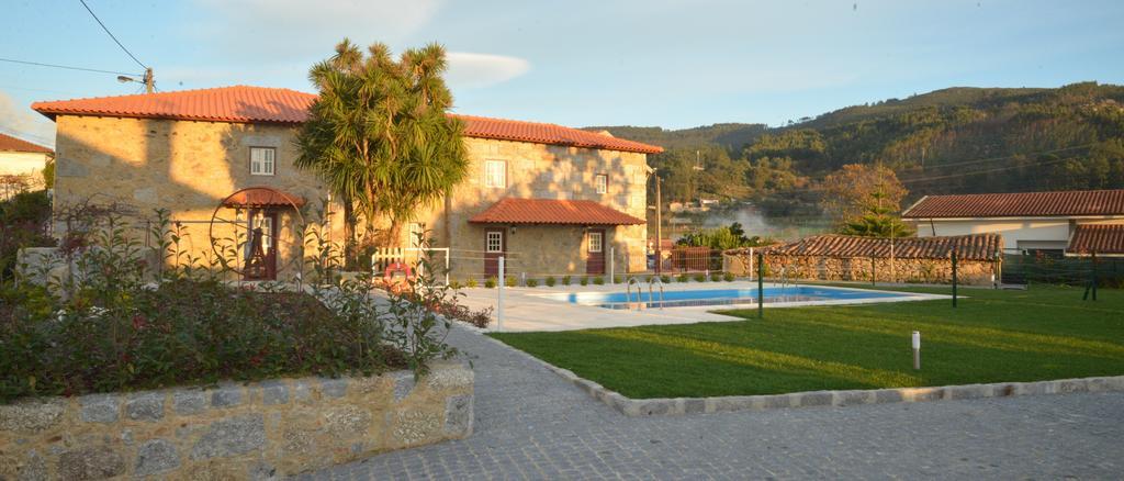 Casa Cachada Guest House Braga Room photo